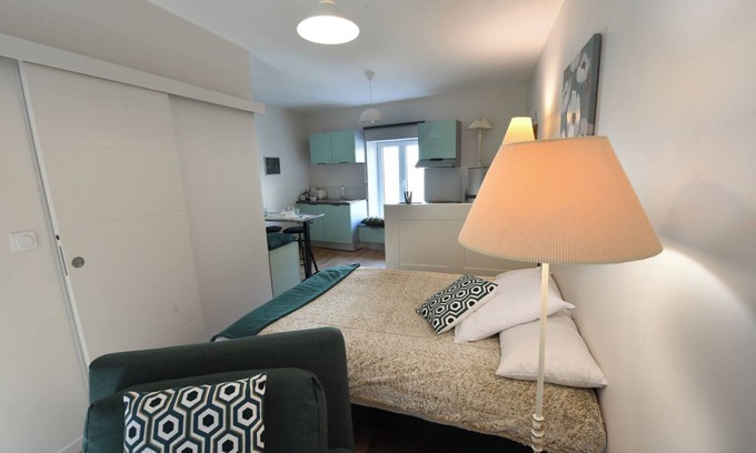 Arbent Apartment | HERISSON La Source de rivière, a quiet place where modern style meets comfort.