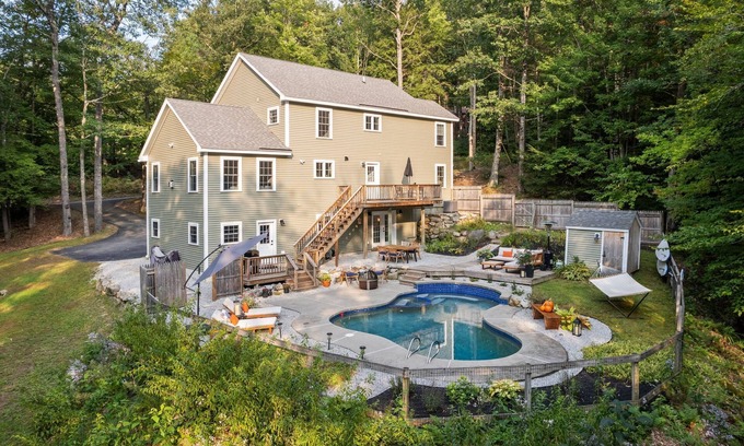 Plymouth House | Heritage Hill Hideaway · Pool, Sauna, Hot Tub, 10 mins to Squam Lake Beach