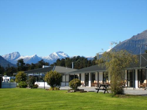 Haast Hotel | Heritage Park Lodge