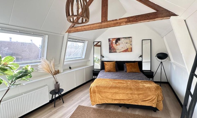 Zwolle City Centre Apartment | Het achterdek