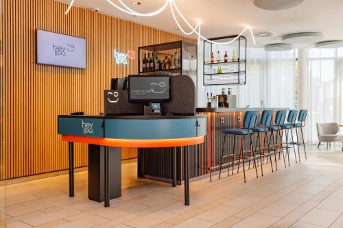 Stadtmitte/Neustadt Hotel | Hey Lou Hotel Hildesheim