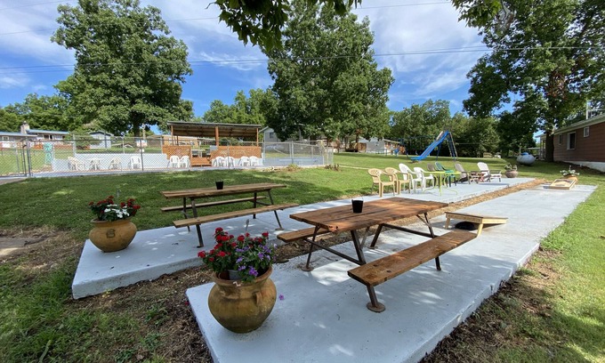 Pittsburg Cabin | Hickory Grove Hideaway - Cabin 7