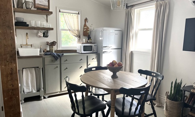 Hughesville Apartment | Hidden Gem: Cozy apartment in downtown Hughesville
