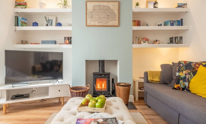Docking Cottage | Hideaway in Docking, Docking, Norfolk
