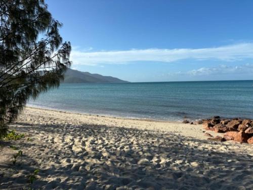 Hideaway Bay House | Hideaway Reef Cottage