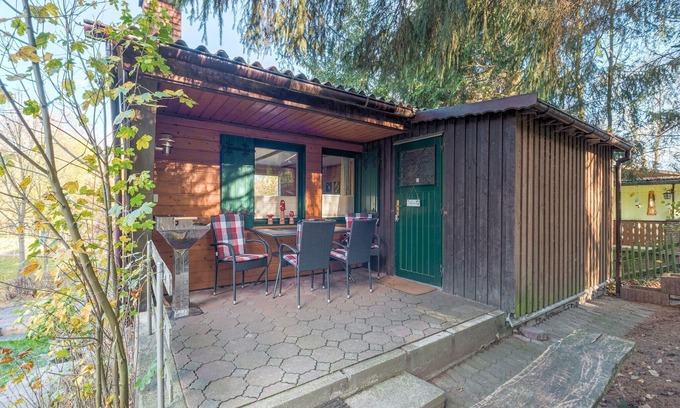 Guentersberge House | Hideaway with Lakeside Leisure