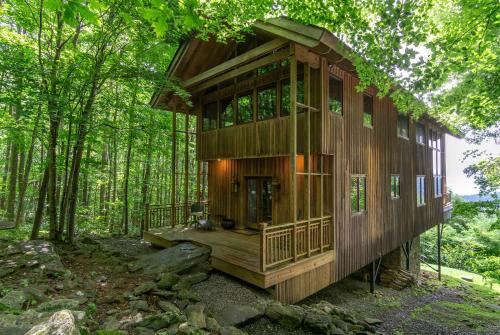 Laurel Ridge House | High Haven Breathtaking Mountain Views!