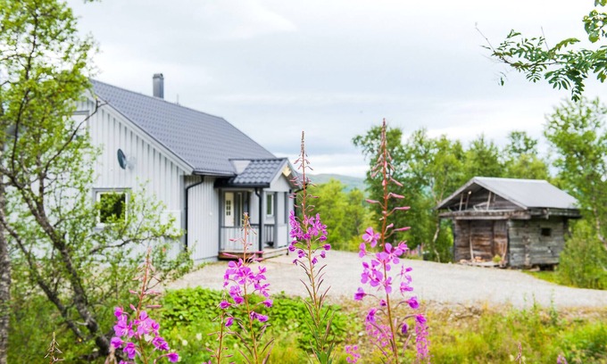 Tarnaby House | High on the hills with a magnificent view!