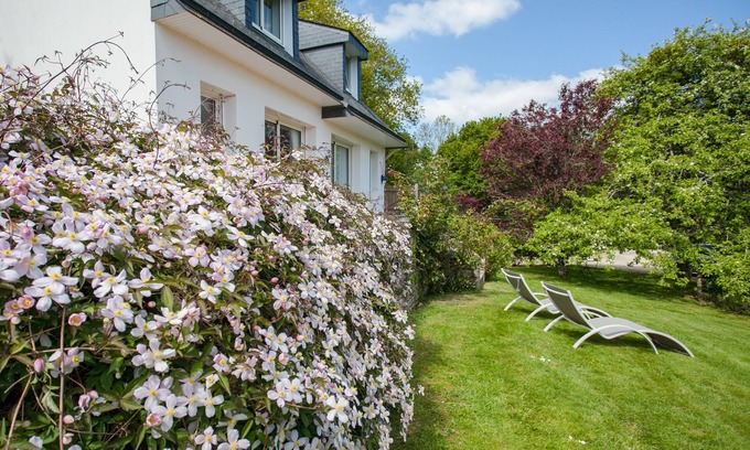 La Foret-Fouesnant House | High-quality, tastefully decorated house by the sea. 4* label in 2024! Sleeps 4