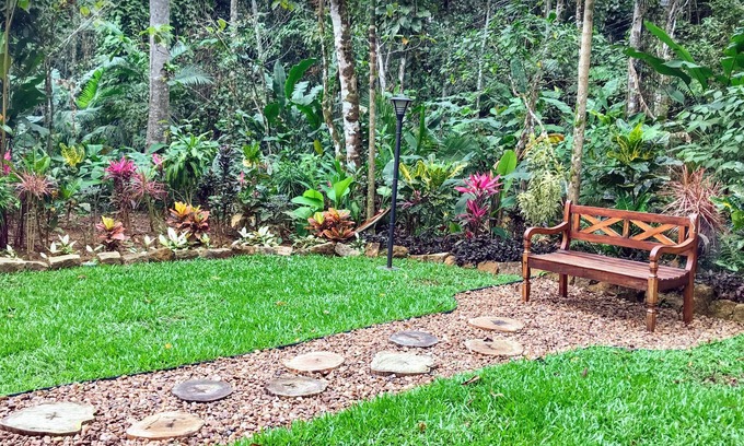 Pedra Verde House | High standard house, a few steps from Domingas Dias beach in a gated community.