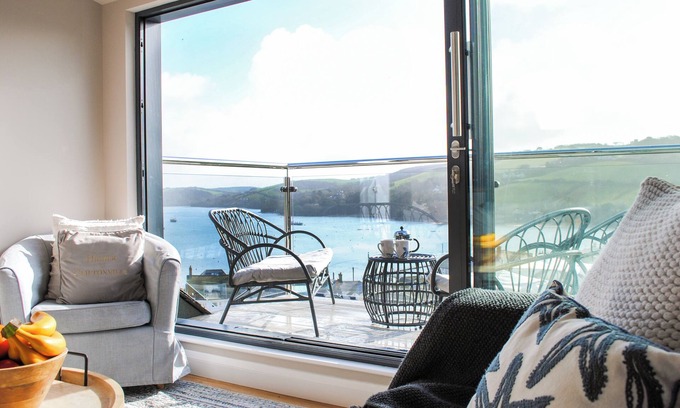 Salcombe Cottage | HIGHER CLIFTONVILLE, pet friendly in Salcombe