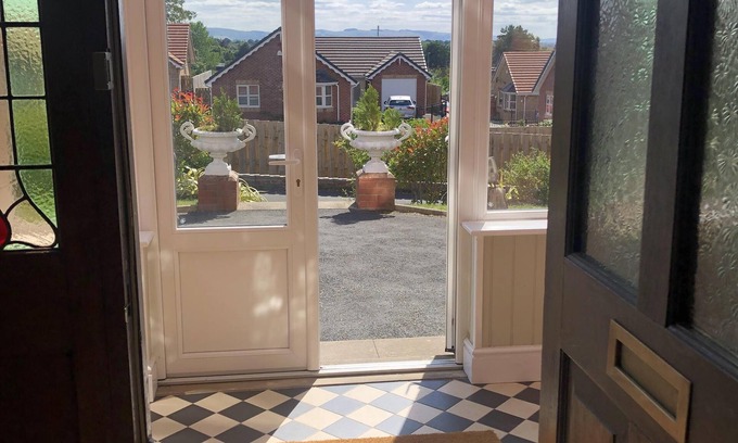 Llandrindod Wells House | Highland Moors Guest House