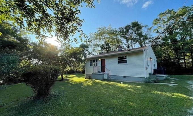 Salem House | Highway Hideaway