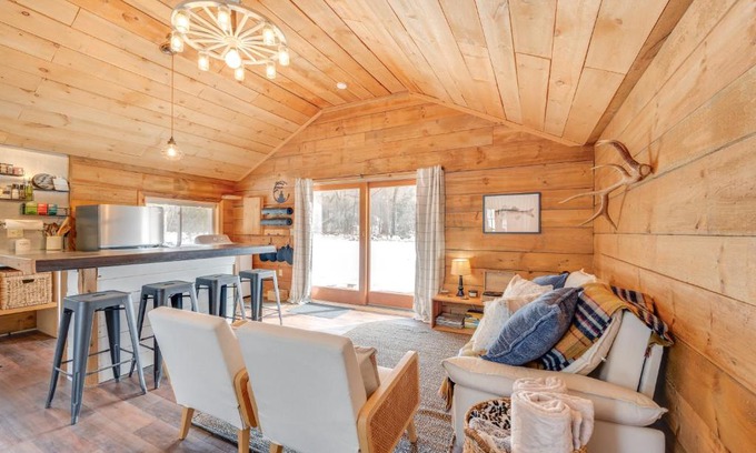 East Ryegate House | Hike, Fish and Boat Waterfront Cabin in Ryegate!