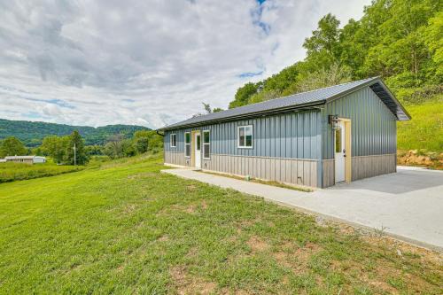 Viola House | Hike, Fish and Relax Kickapoo River Cabin!
