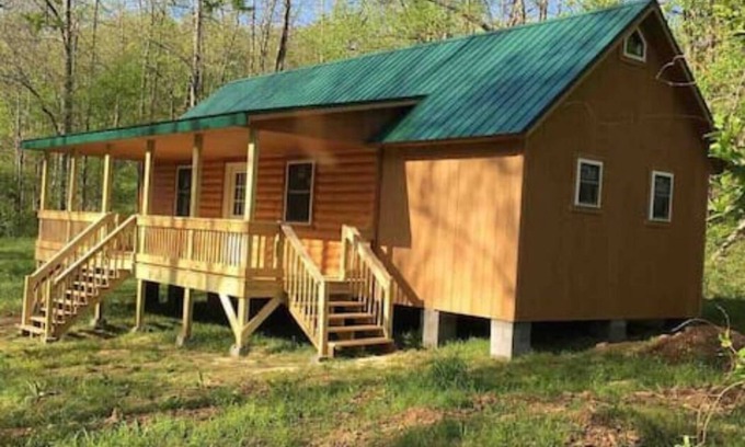 Pettigrew Cabin | Hiking, ATV riding, biking, rafting, cabin retreat!