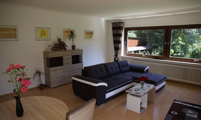 Sohren Apartment | Hiking in Hunsrück or wine tasting at the Moselle