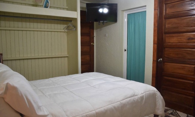 San Ignacio Hotel | Hill Garden Resort Hotel