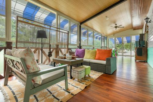 Yuchi House | Hill Side B&B