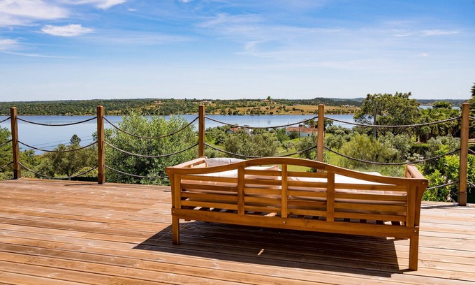 Montargil House | Hill with fabulous views Dam with swimming pool