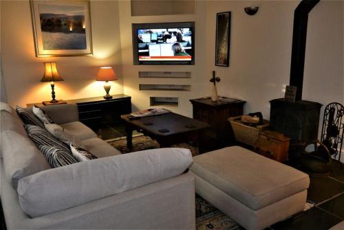 Coton in the Elms Apartment | Hillfields Farm Barn - A Rural Equestrian Escape