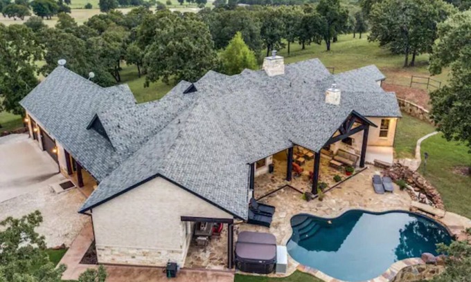 Valley View House | Hilltop Ranch-Pool