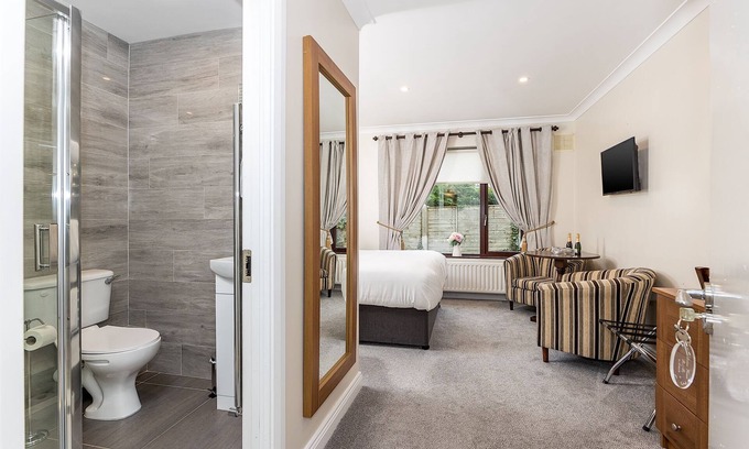 Lusk House | Hillview House