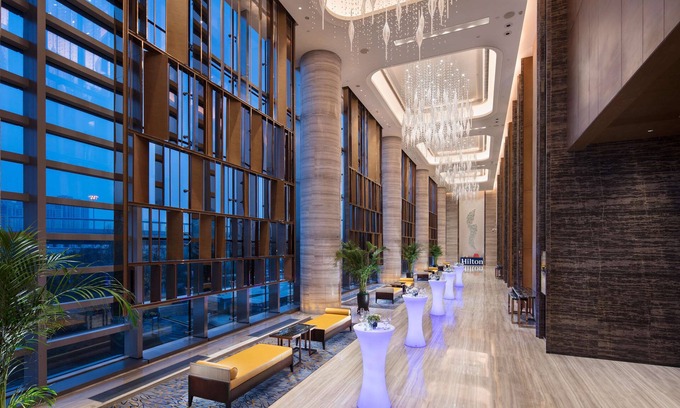 Shizhong Hotel | Hilton Jinan South Hotel & Residences