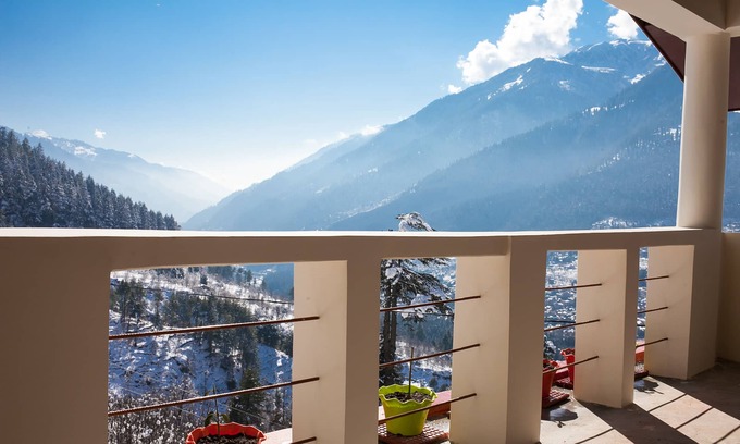 New Manali House | Himalayan Woodpecker - A Truly Himalayan Stay