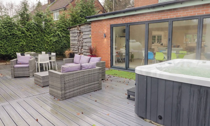 Merthyr Tydfil Cottage | Hiraeth