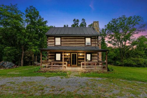 Augusta Ski Chalet | Historic 1802 Forge Home by North River & Trails