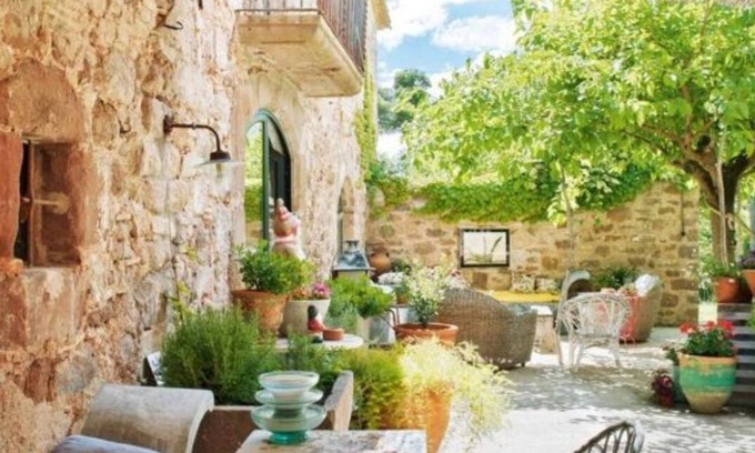 Sant Llorenc Savall House | Historic Catalan country house located in a natural park and 40' from Barcelona!