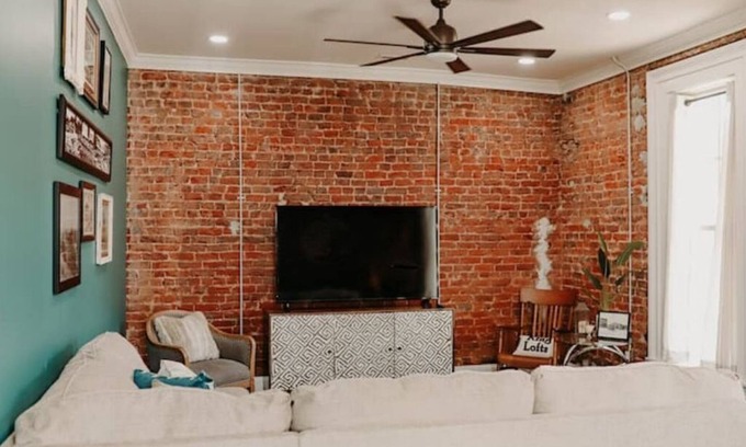 Iuka Apartment | Historic Downtown King Lofts C