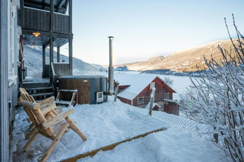 Skeikampen House | Historic Farm With Panoramic Views In Gudbrandsdalen