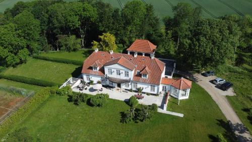 Kirke Saaby House | Historic House In Skjoldungernes Land Park