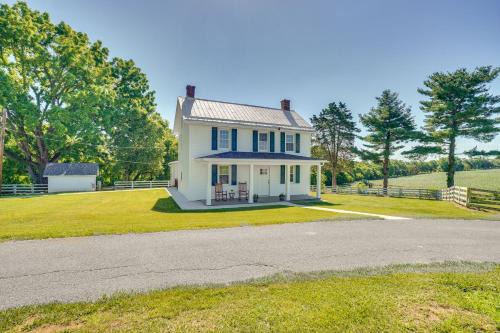 Jefferson House | Historic Jefferson Farmhouse - Hike, Bike and Raft!
