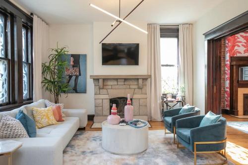 Hillsboro West End House | Historic Jewel Walk to Eats & Shops