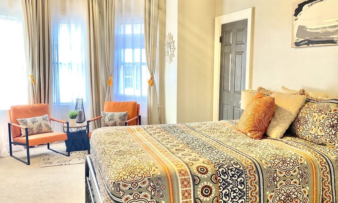 Portsmouth House | Historic Old Towne Southern Charm