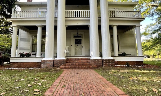 Magnolia Bed & Breakfast | Historic suite 3