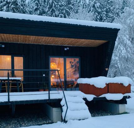 Bergatreute House | HJEM - Tiny Homes direkt am Wald zwischen Allgäu & Bodensee