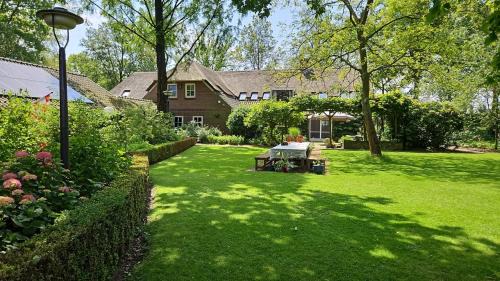 Asten Bed & Breakfast | Hoeve bij Vosselen
