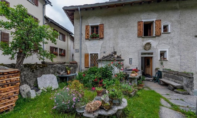 Promontogno Apartment | Holiday apartment Bondo for 1 - 2 persons - Holiday apartment