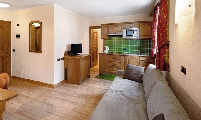 San Rocco Apartment | Holiday Apartment "Casa San Marco n 5" with Mountain View, Balcony & Wi-Fi