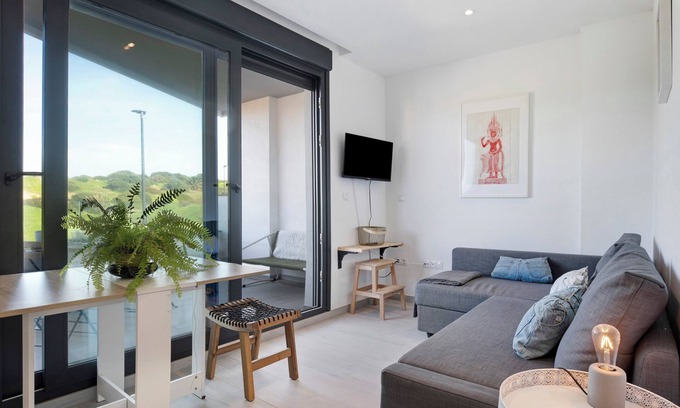 Tarifa Apartment | Holiday Apartment "Casa Maracuya" with Private Terrace & Wi-Fi