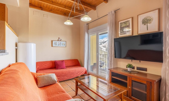 Pradollano Apartment | Holiday Apartment "Duplex 23 A" near Slopes with Private Terrace & Wi-Fi