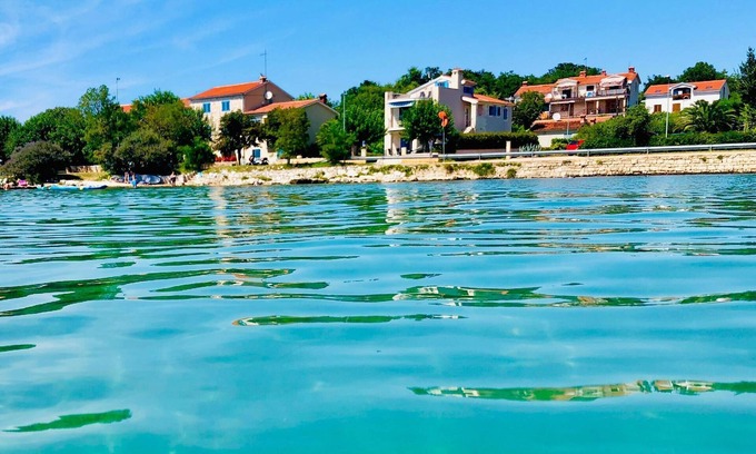 Lovrecica Apartment | Holiday apartment Lovrecica for 1 - 4 persons with 1 bedroom - Row house