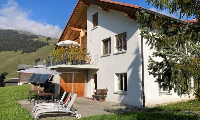 Lumnezia Apartment | Holiday apartment Lumbrein for 2 - 4 persons with 2 bedrooms - Holiday apartment in a villa