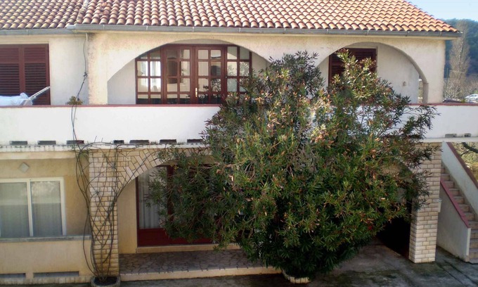 Suha Punta Apartment | Holiday apartment mit Terrasse