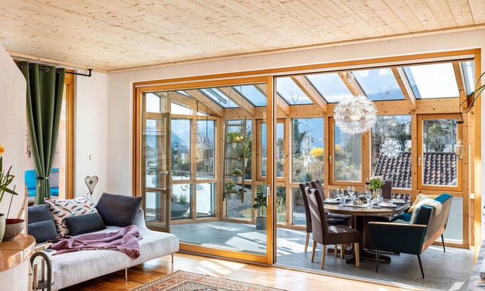 Thuringen Apartment | Holiday Apartment 'Nearby' with Mountain View, Private Terrace and Wi-Fi