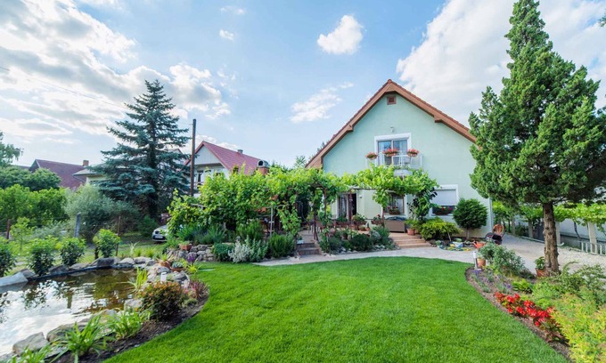 Keszthely Apartment | Holiday apartment only 200 m from the beach